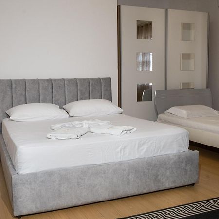 Albjona Guesthouse Tirana Buitenkant foto