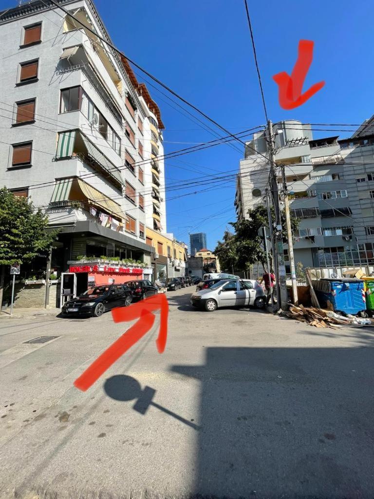 Albjona Guesthouse Tirana Buitenkant foto